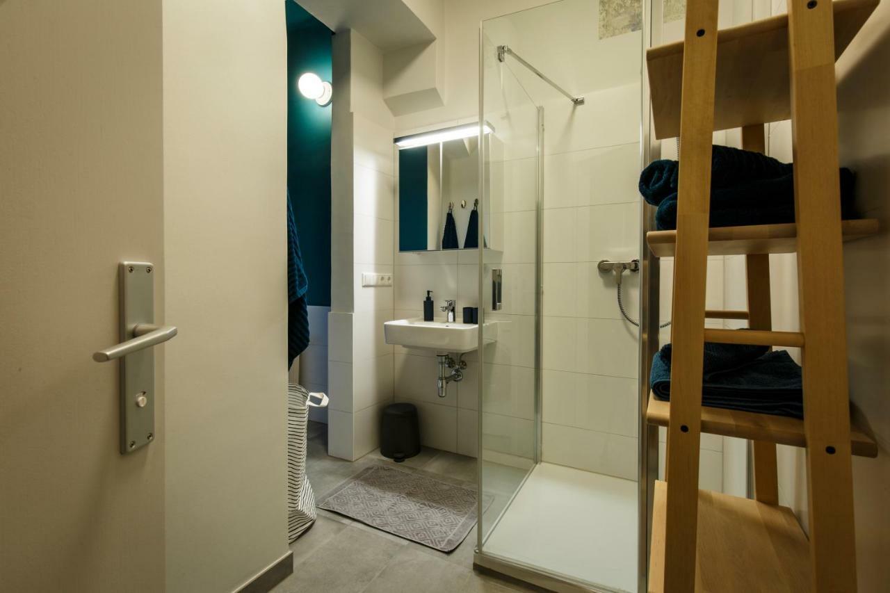 Blue Flat By Grazrentals Best Location & Free Parking Extérieur photo